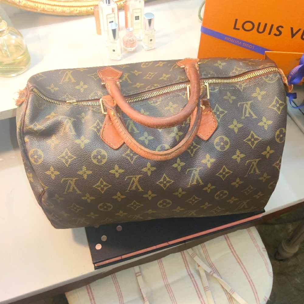 Vintage Louis Vuitton Speedy